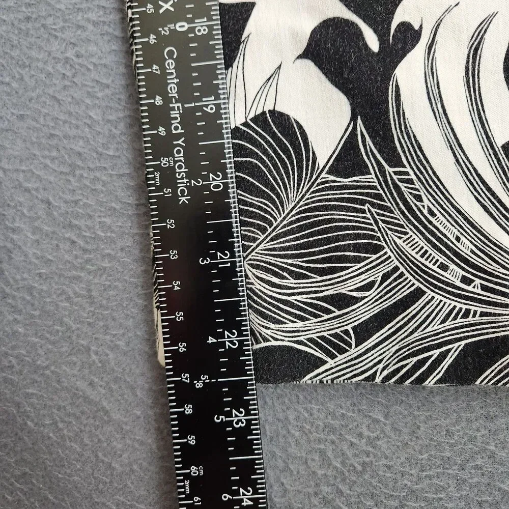 Chico's Women .5 US 6 Black Floral Mid Rise Skinny Pull On Ankle Pants - Picture 7 of 10